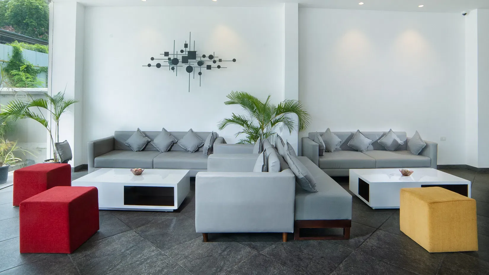 MCP04219-Edit_nooc6z