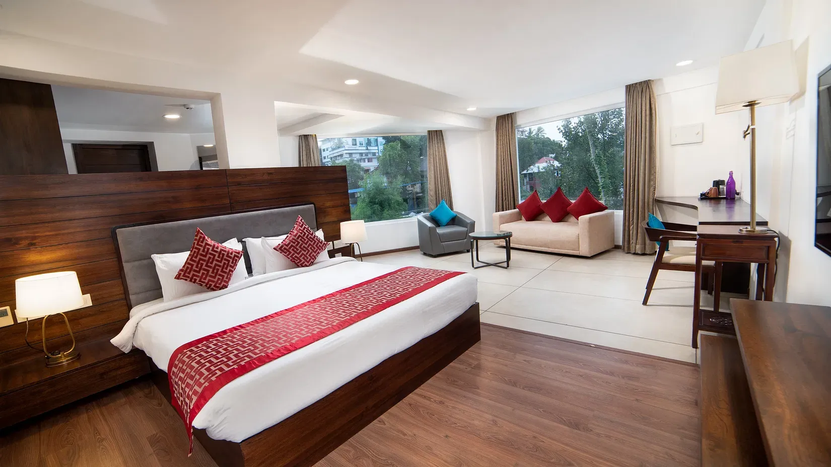 MCP04519-Edit-2_wepf1k